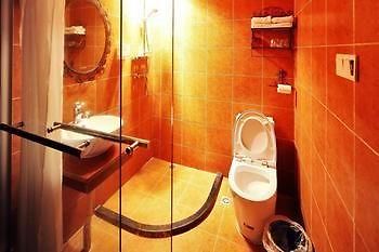 שיאמן Alice Family Hotel מראה חיצוני תמונה